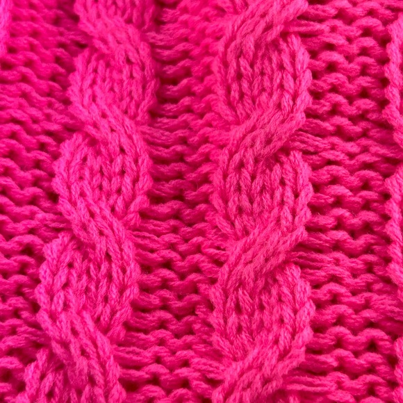 Saltwater Luxe “Ronnie Sweater” Hot Pink!! - Picture 2 of 6